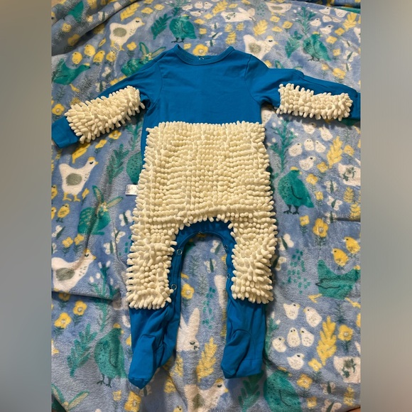 Other - NWOT Baby Duster Outfit
